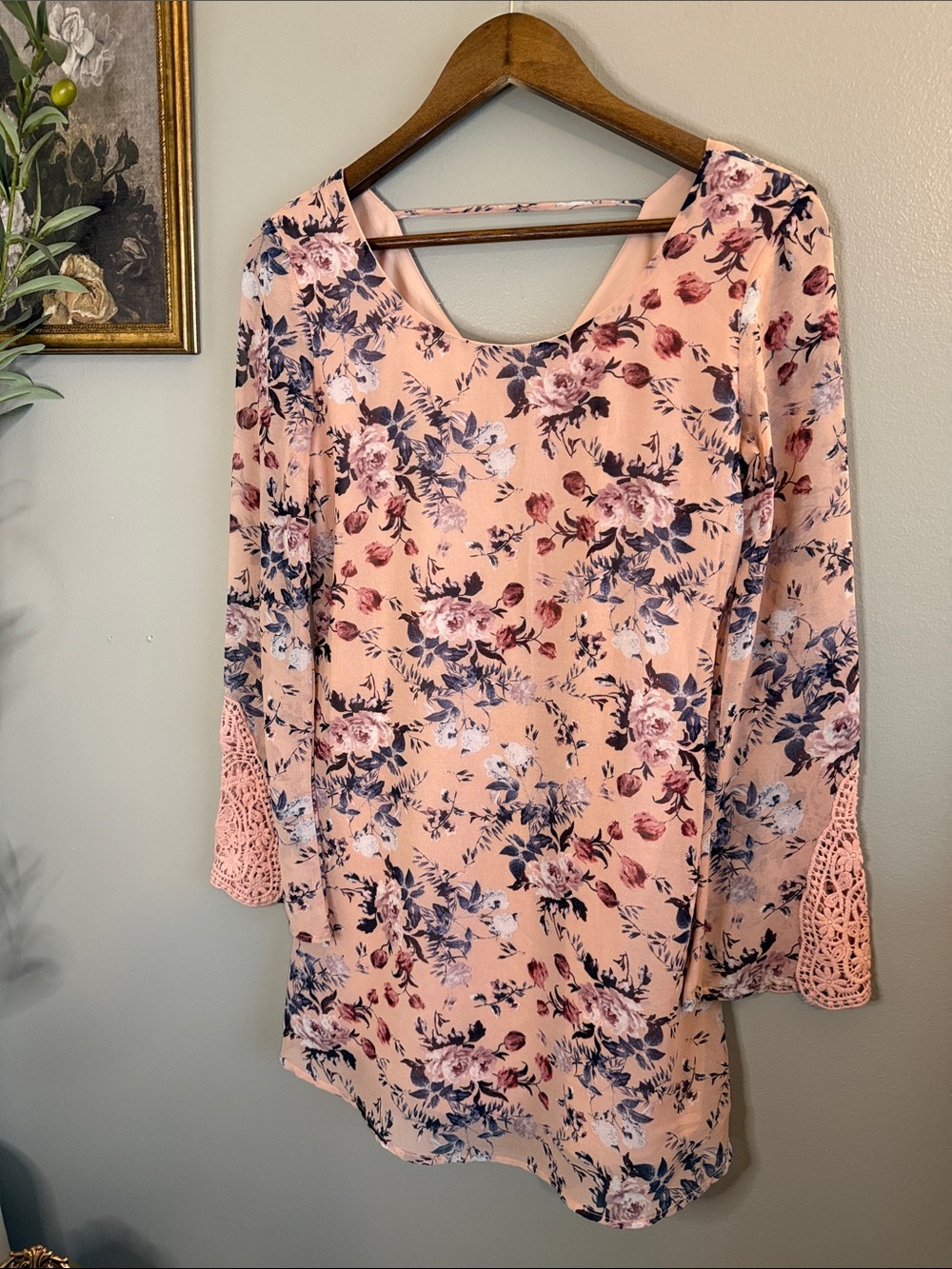 Speechless Floral Blouse XS Pink Crochet Lace Bell Sleeve Boho Cottagecore Tunic - Picture 4 of 9